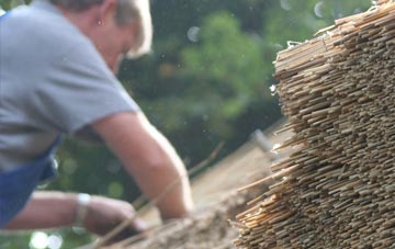 professional Weaverham thatchers